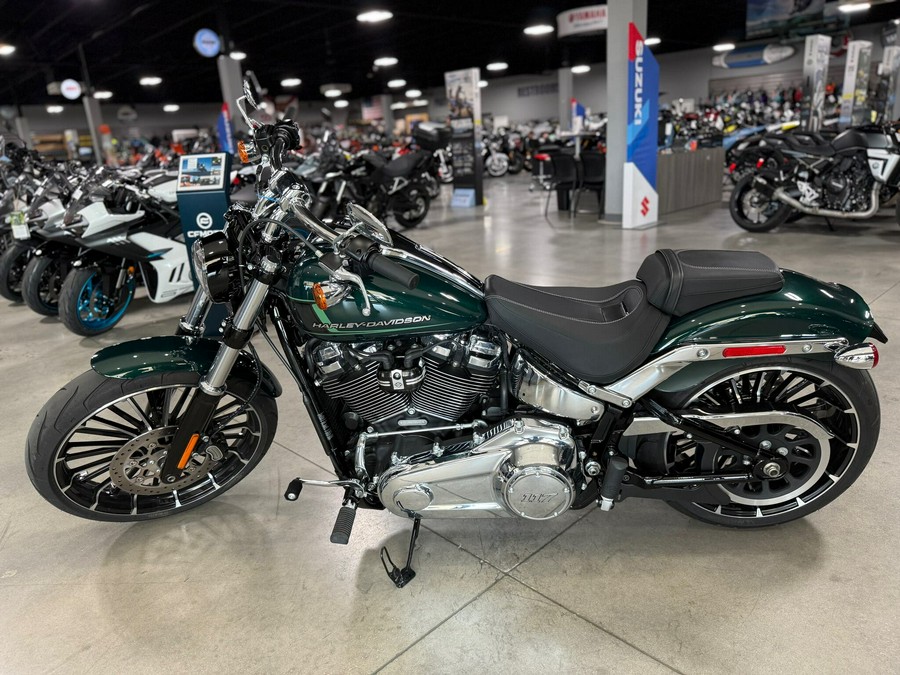 2024 Harley-Davidson Breakout