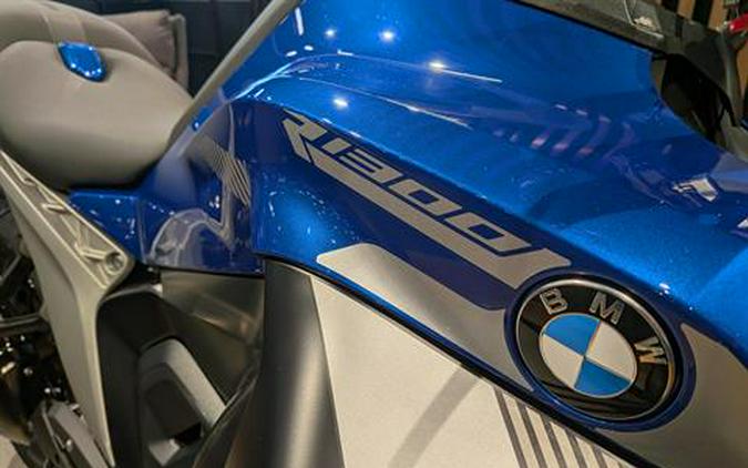 2026 BMW R 1300 R