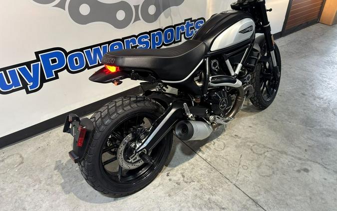 2021 Ducati Scrambler Icon Dark