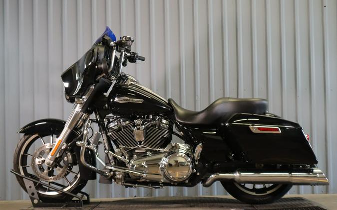 2022 Harley-Davidson Street Glide FLHX