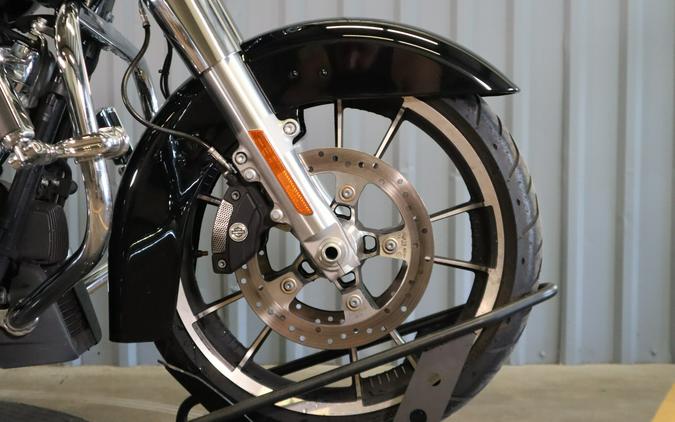 2022 Harley-Davidson Street Glide FLHX