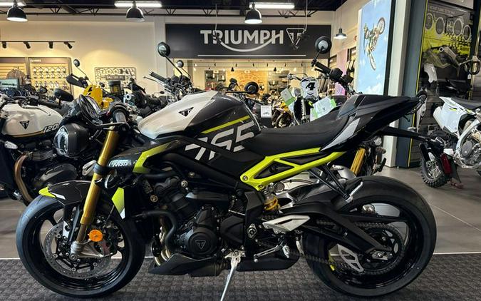 2026 Triumph Street Triple 765 Moto2