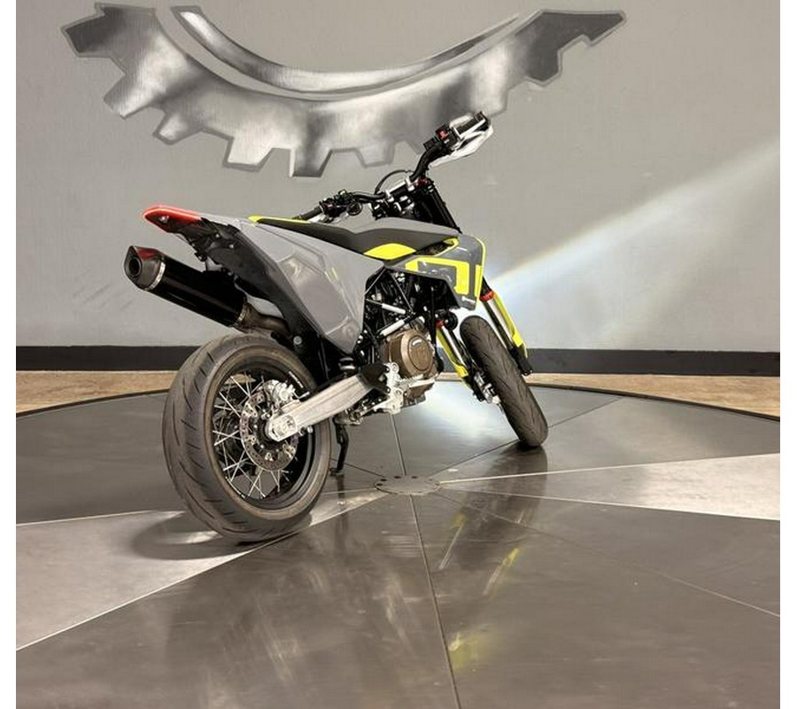 2021 Husqvarna® 701 Supermoto