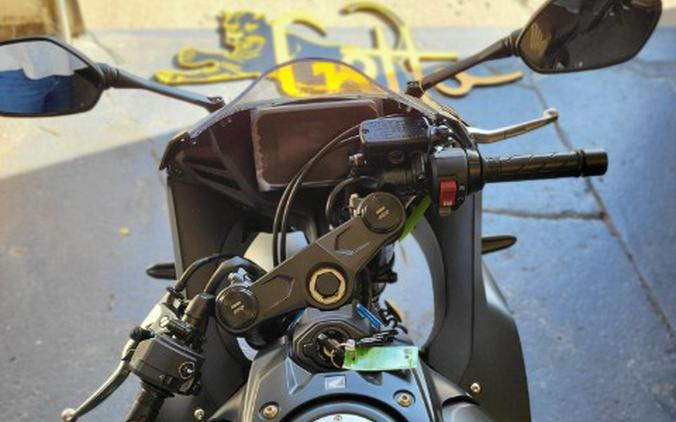 2026 Honda CBR650R E-Clutch