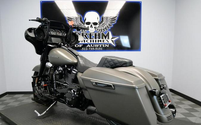 2019 Harley-Davidson® FLHXS - Street Glide® Special