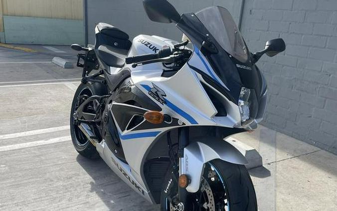 2025 Suzuki GSX-R1000