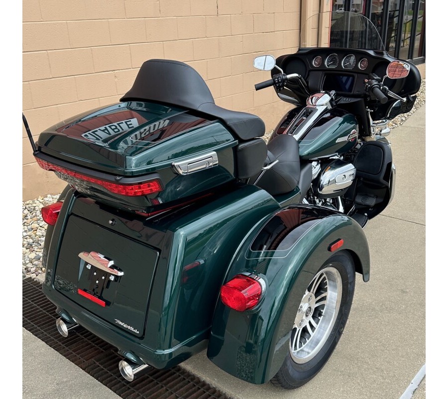 2024 Harley-Davidson Tri Glide Ultra Alpine Green / Vivid Black