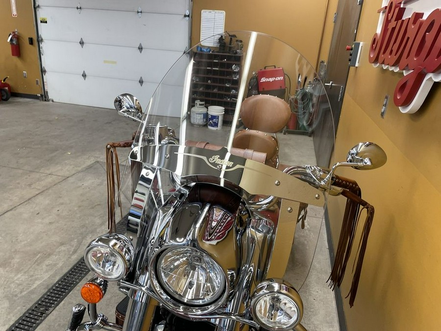 2015 Indian Motorcycle® Chief® Vintage Indian Red / Ivory Cream