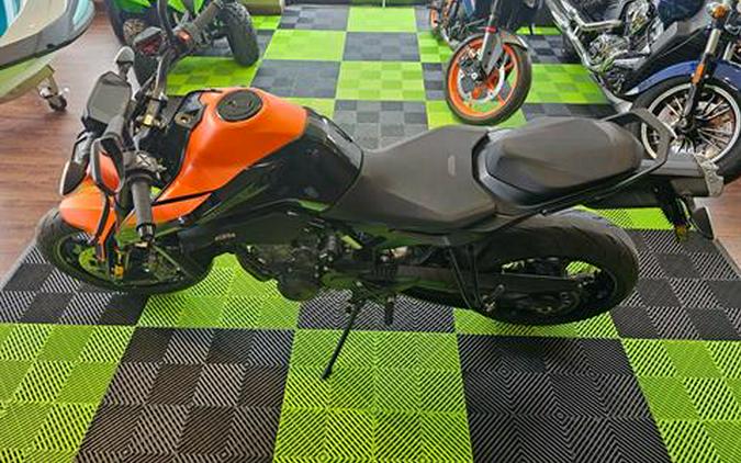 2022 KTM 890 Duke