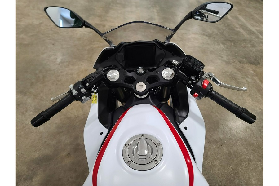 2023 QJ MOTOR SRK400RR