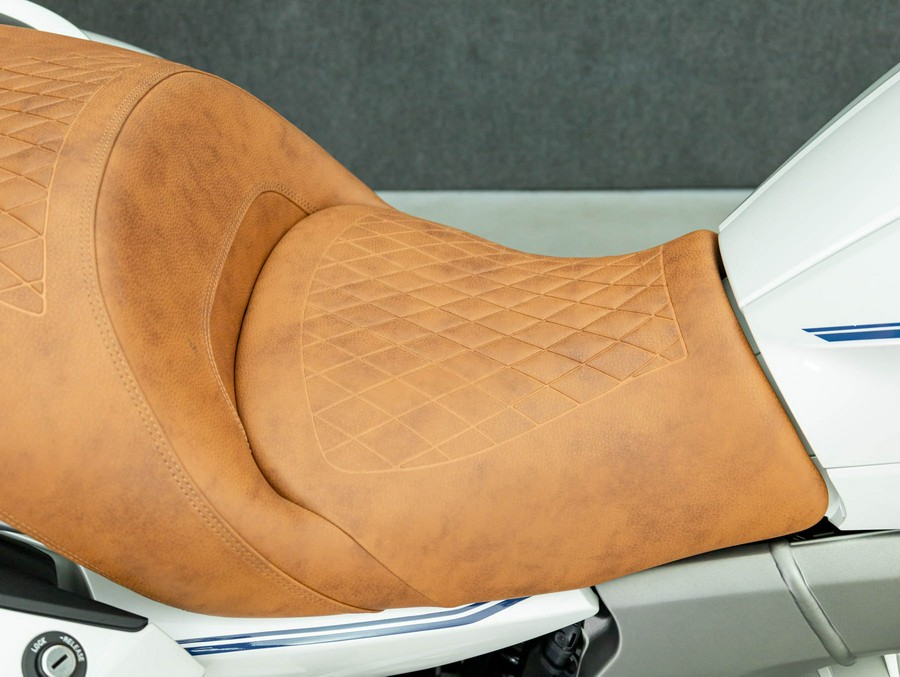 2022 BMW K1600GTL W/ABS