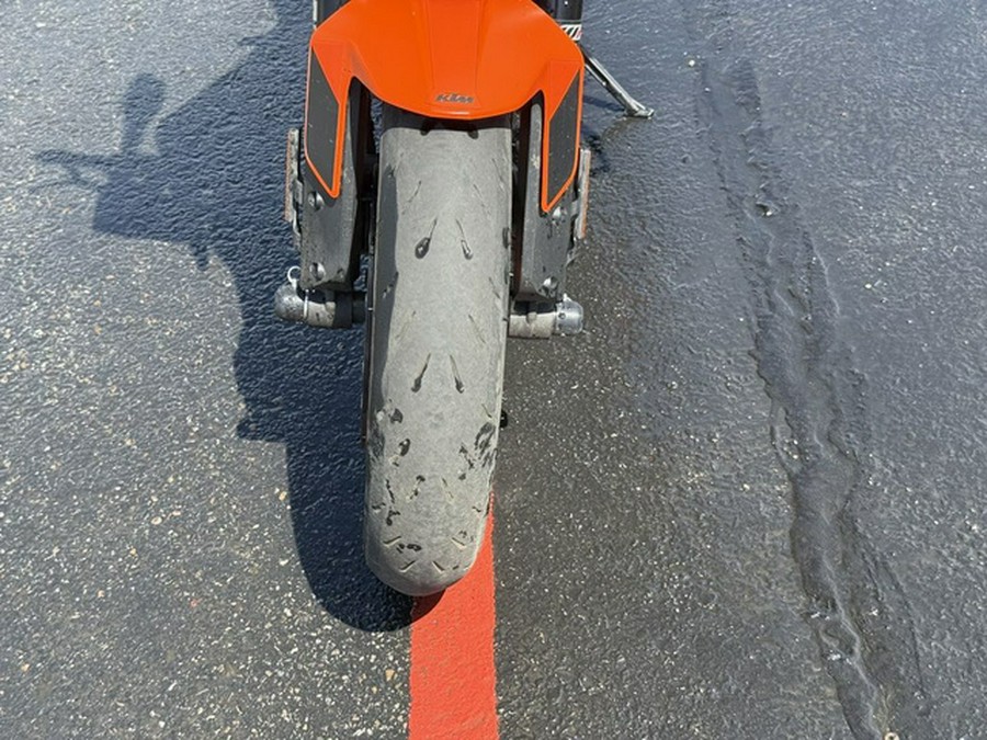 2022 KTM Duke 890 R