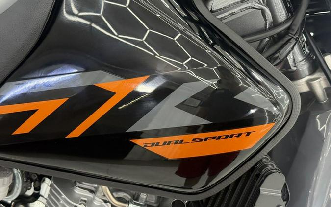 2026 Suzuki DR 650S