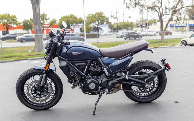 2024 Ducati Scrambler Nightshift (2G) Blue