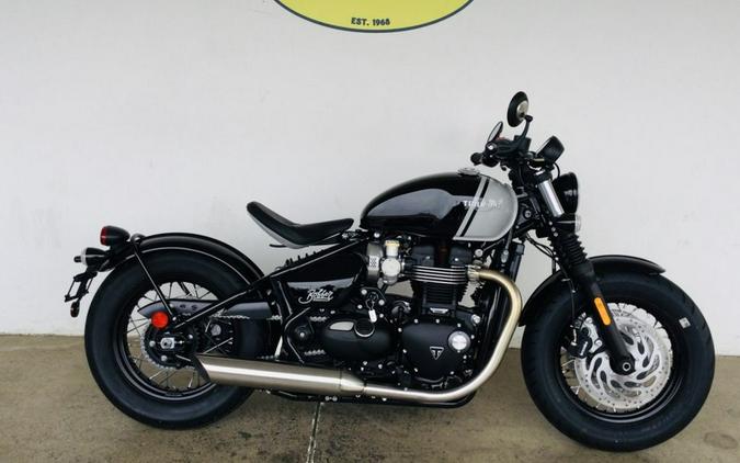 2024 Triumph Bonneville Bobber Jet Black/Ash Gray