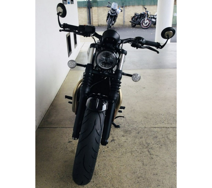 2024 Triumph Bonneville Bobber Jet Black/Ash Gray