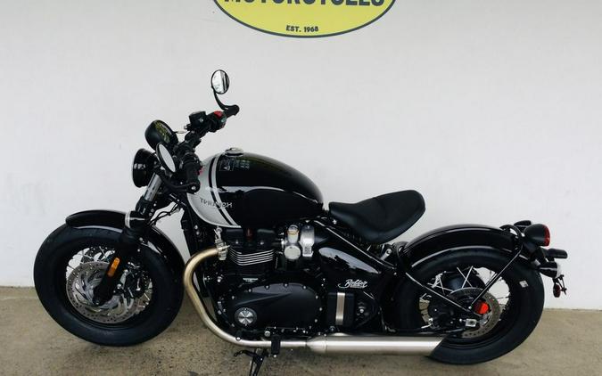 2024 Triumph Bonneville Bobber Jet Black/Ash Gray