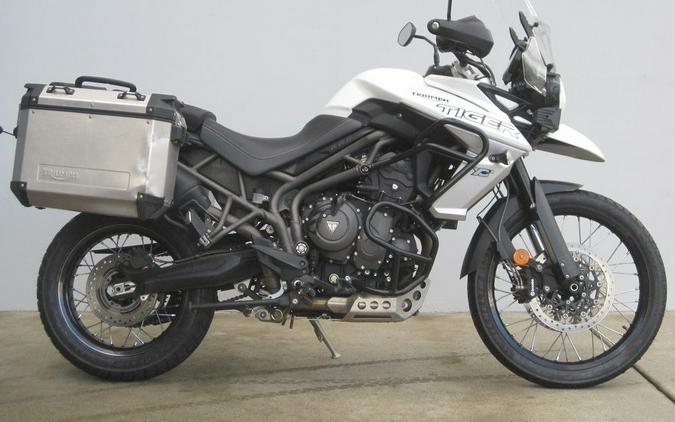 2019 Triumph Tiger 800 XCx Crystal White