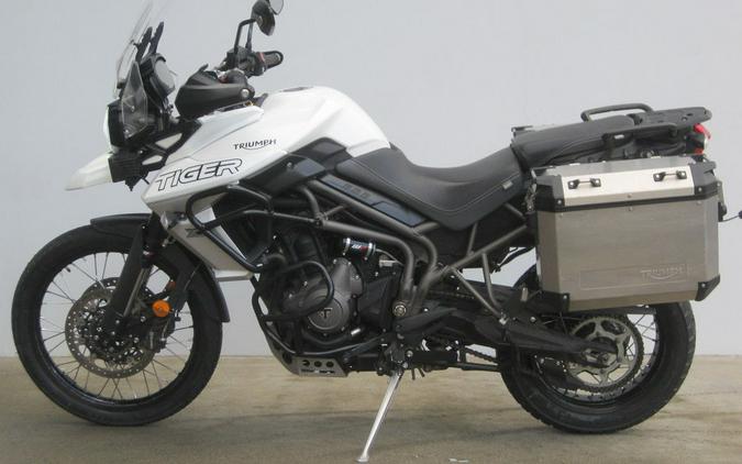 2019 Triumph Tiger 800 XCx Crystal White