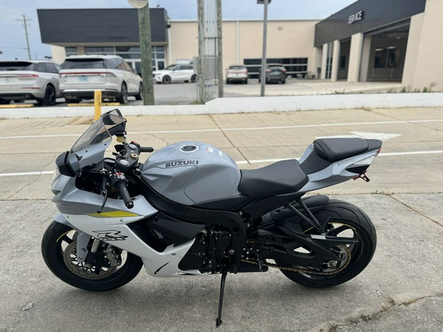 2022 Suzuki GSX-R 750