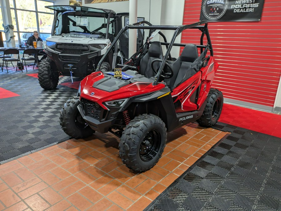 2025 Polaris RZR 200 EFI