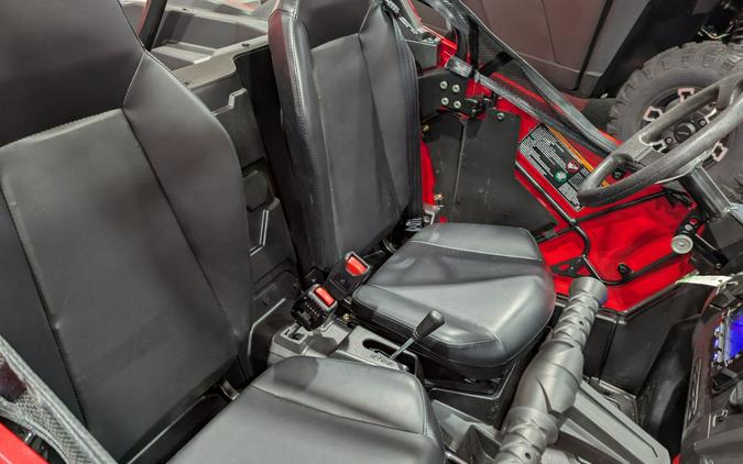 2025 Polaris RZR 200 EFI