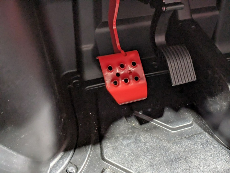 2025 Polaris RZR 200 EFI