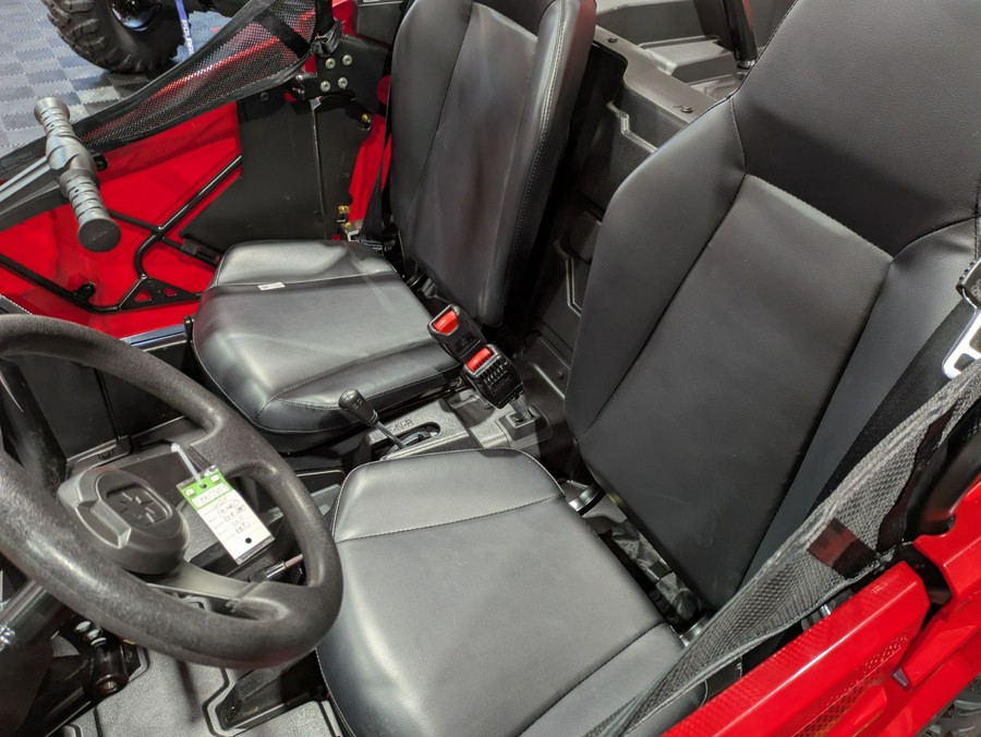 2025 Polaris RZR 200 EFI