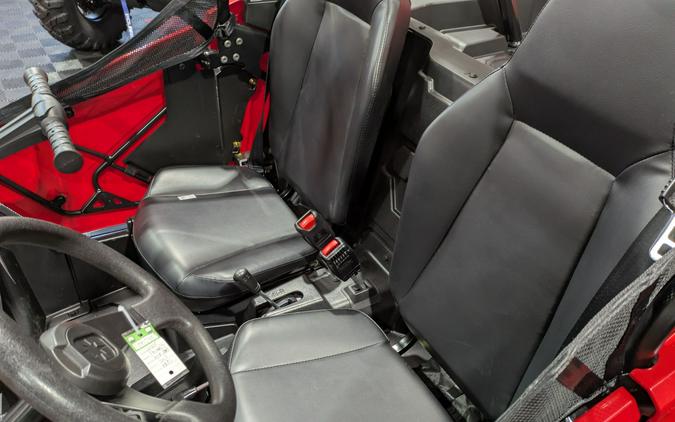 2025 Polaris RZR 200 EFI