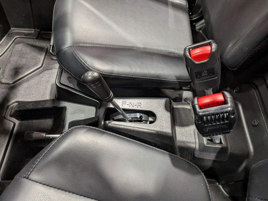 2025 Polaris RZR 200 EFI