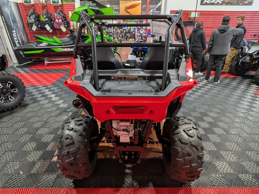 2025 Polaris RZR 200 EFI