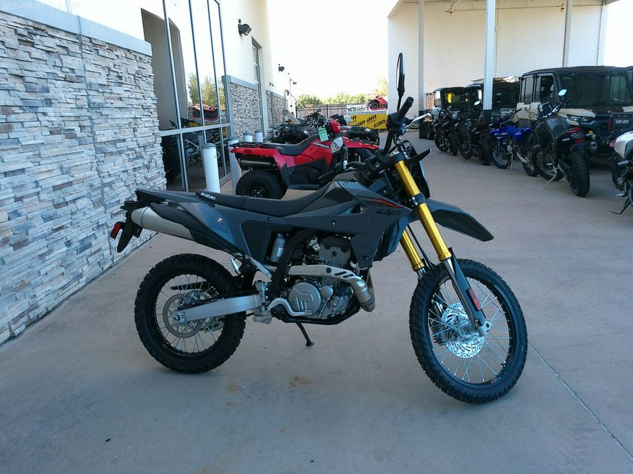 2025 Suzuki DR-Z4SM
