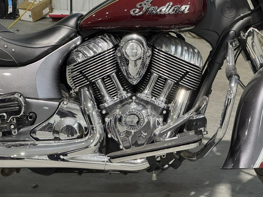 2017 Indian Motorcycle® Springfield™ Steel Gray Over Burgundy Metallic