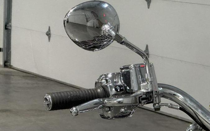 2017 Indian Motorcycle® Springfield™ Steel Gray Over Burgundy Metallic