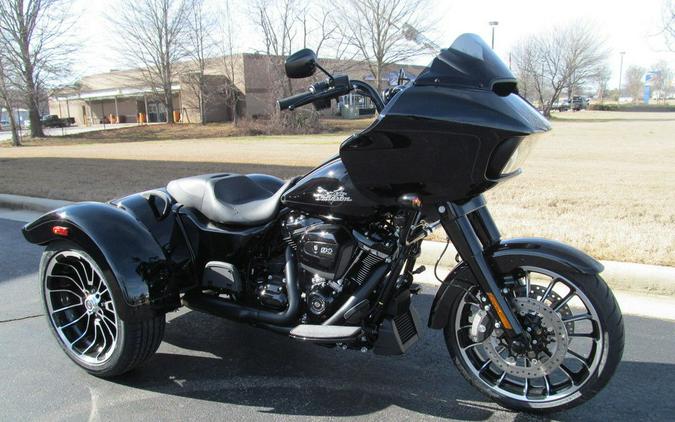 2024 Harley-Davidson® FLTRT - Road Glide® 3