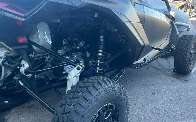 2024 Can-Am® Maverick R X Triple Black