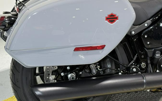 2026 Harley-Davidson® Low Rider® ST Dark Billiard Gray - Black Finish