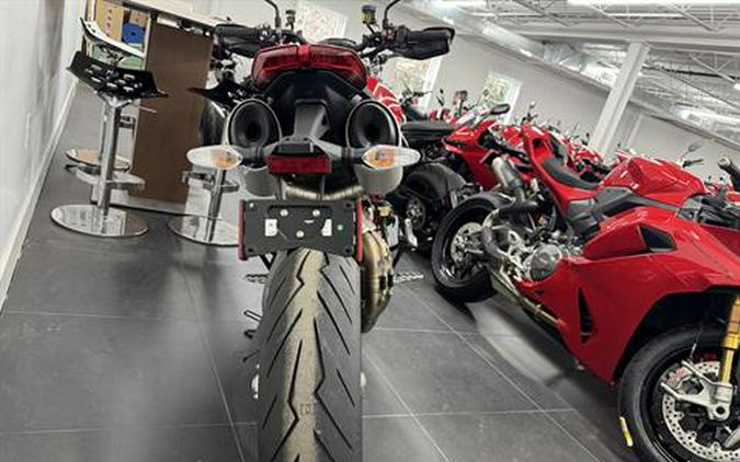 2025 Ducati Hypermotard 950