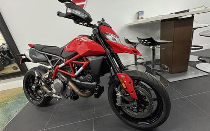 2025 Ducati Hypermotard 950