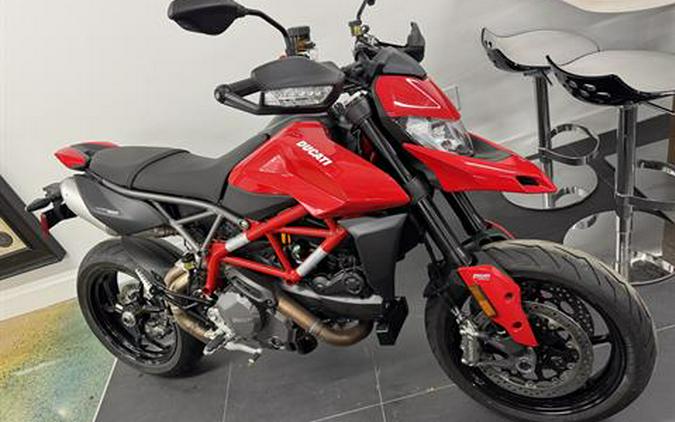 2025 Ducati Hypermotard 950