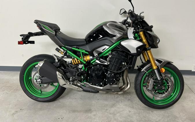 2025 Kawasaki Z900 SE ABS (ZR900TSFNL)