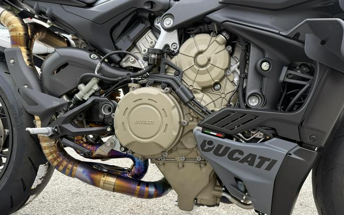 2023 Ducati Streetfighter V4 S
