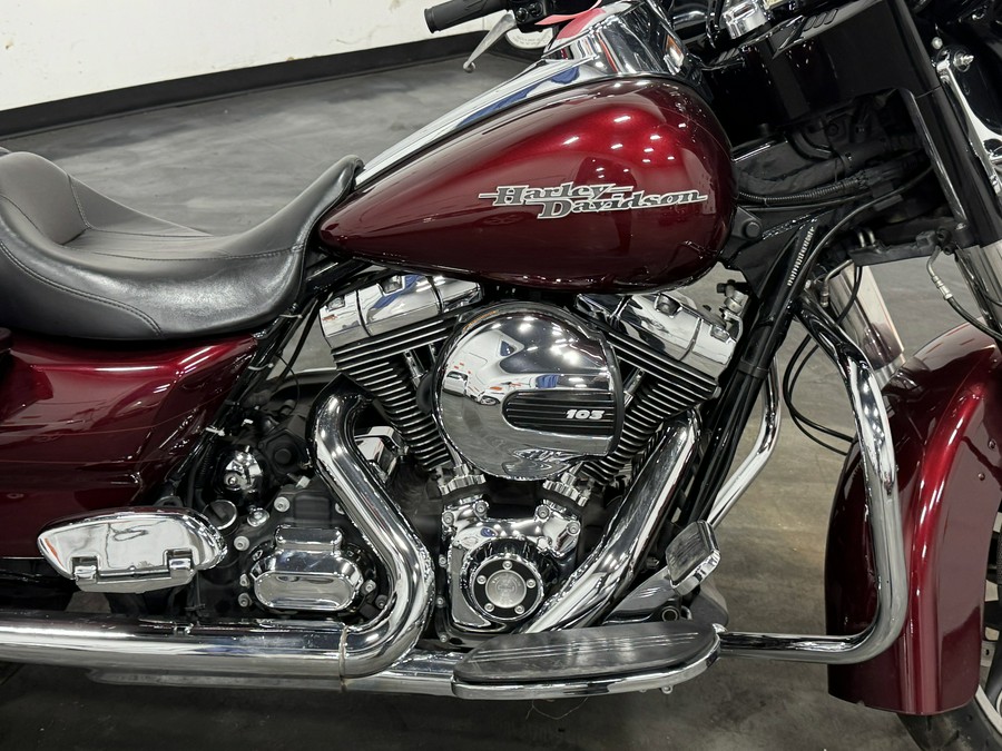 2014 HARLEY DAVIDSON STREET GLIDE