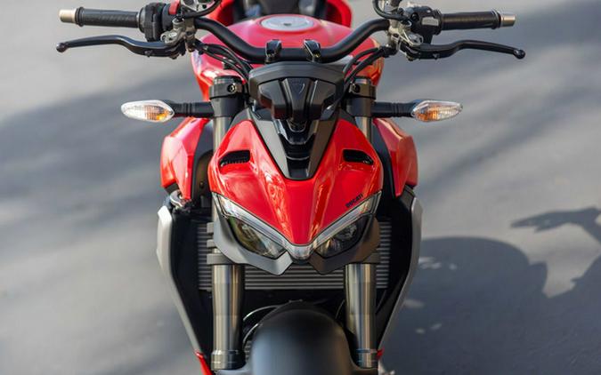 2024 Ducati Streetfighter V2 Red