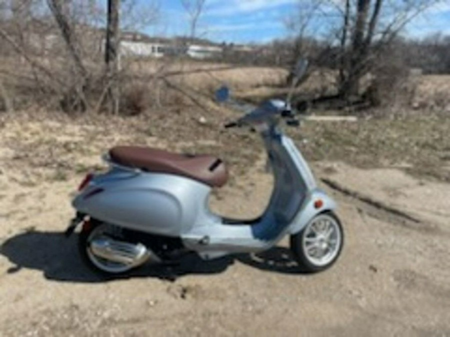 2022 Vespa Primavera 50