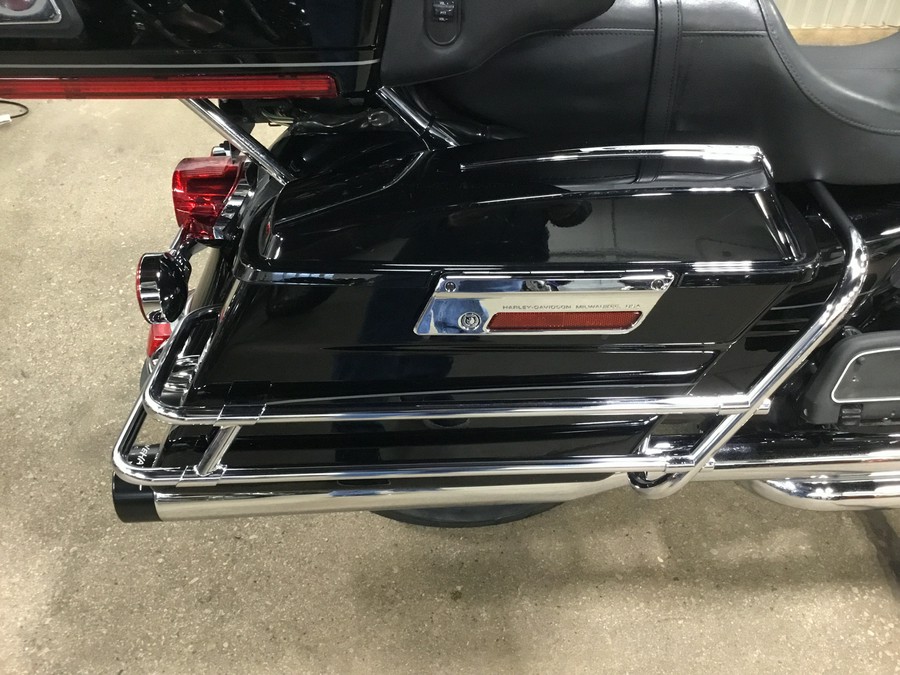 2011 HARLEY-DAVIDSON Ultra Limited