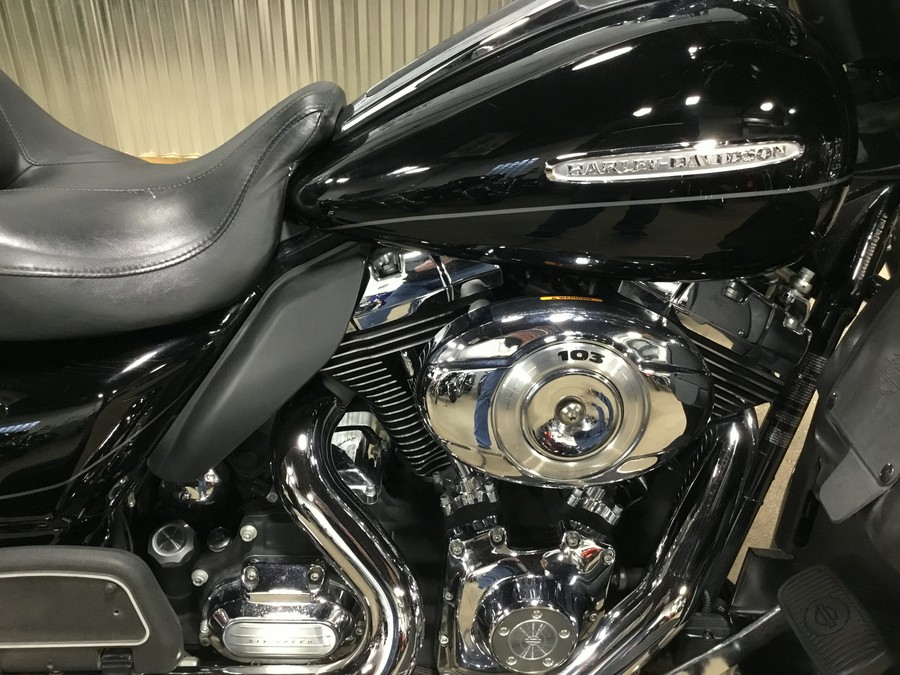 2011 HARLEY-DAVIDSON Ultra Limited
