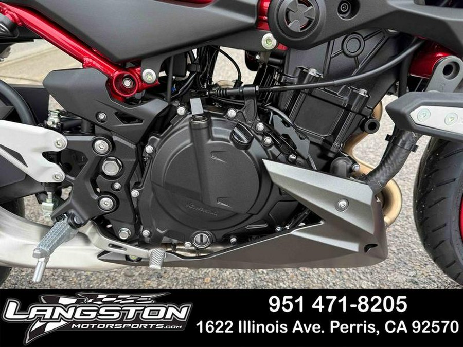 2025 Kawasaki Z500 SE ABS