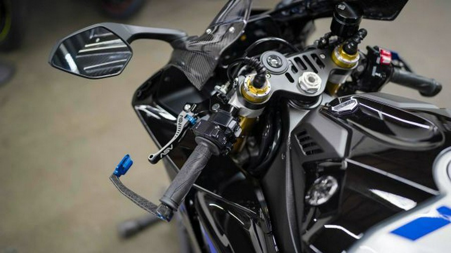 2024 Yamaha YZF-R1M