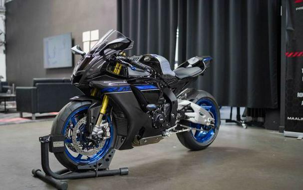 2024 Yamaha YZF-R1M